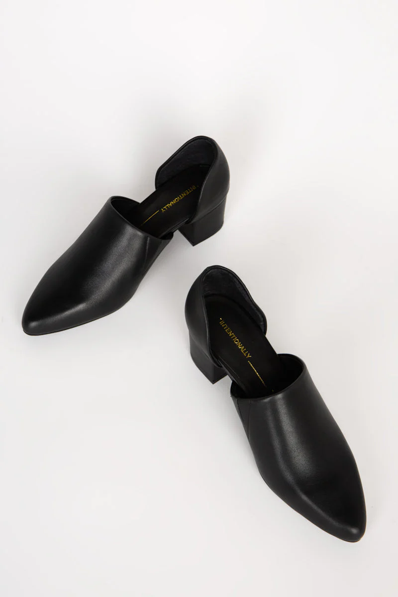 "INTENTIONALLY __________." Perf-Hi Heel - Black - Image 3