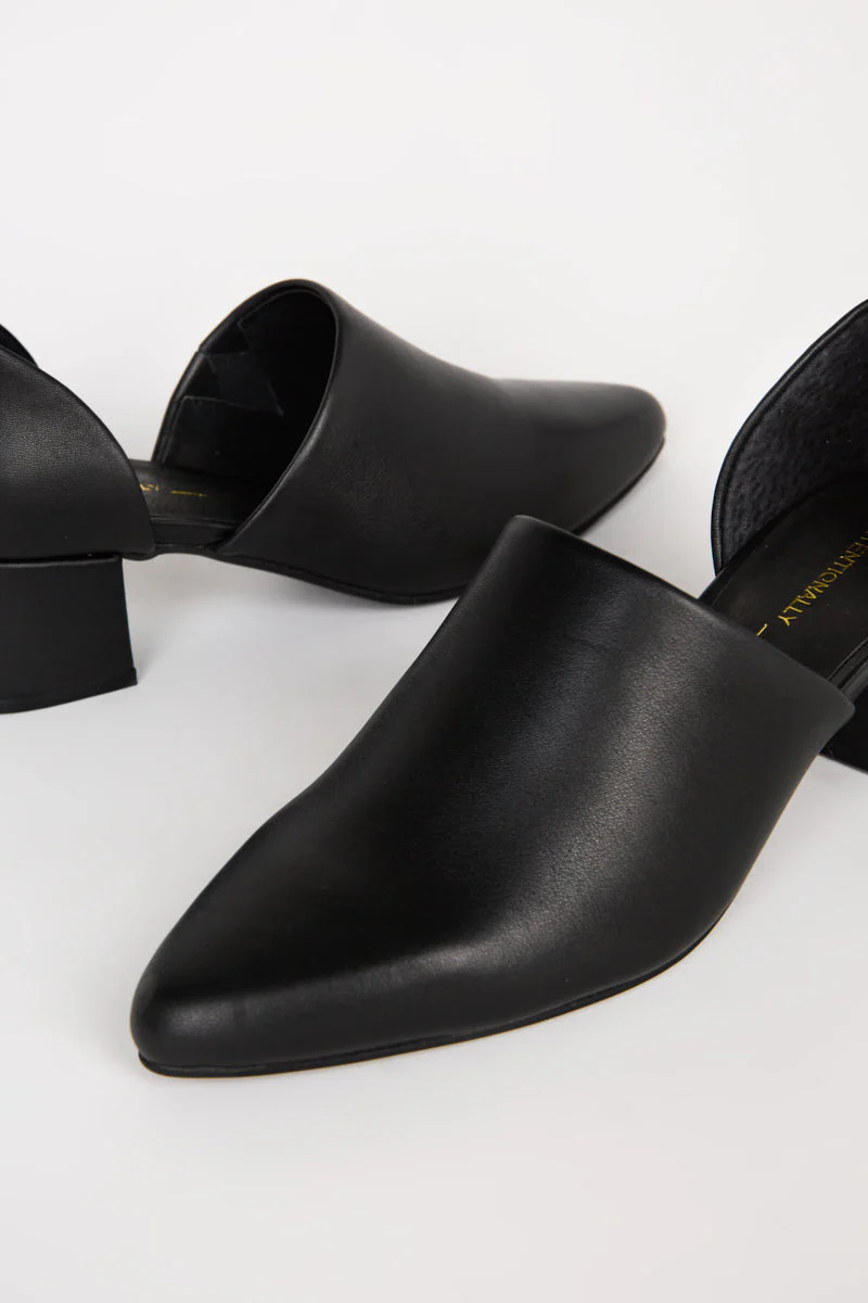 "INTENTIONALLY __________." Perf-Hi Heel - Black - Image 4