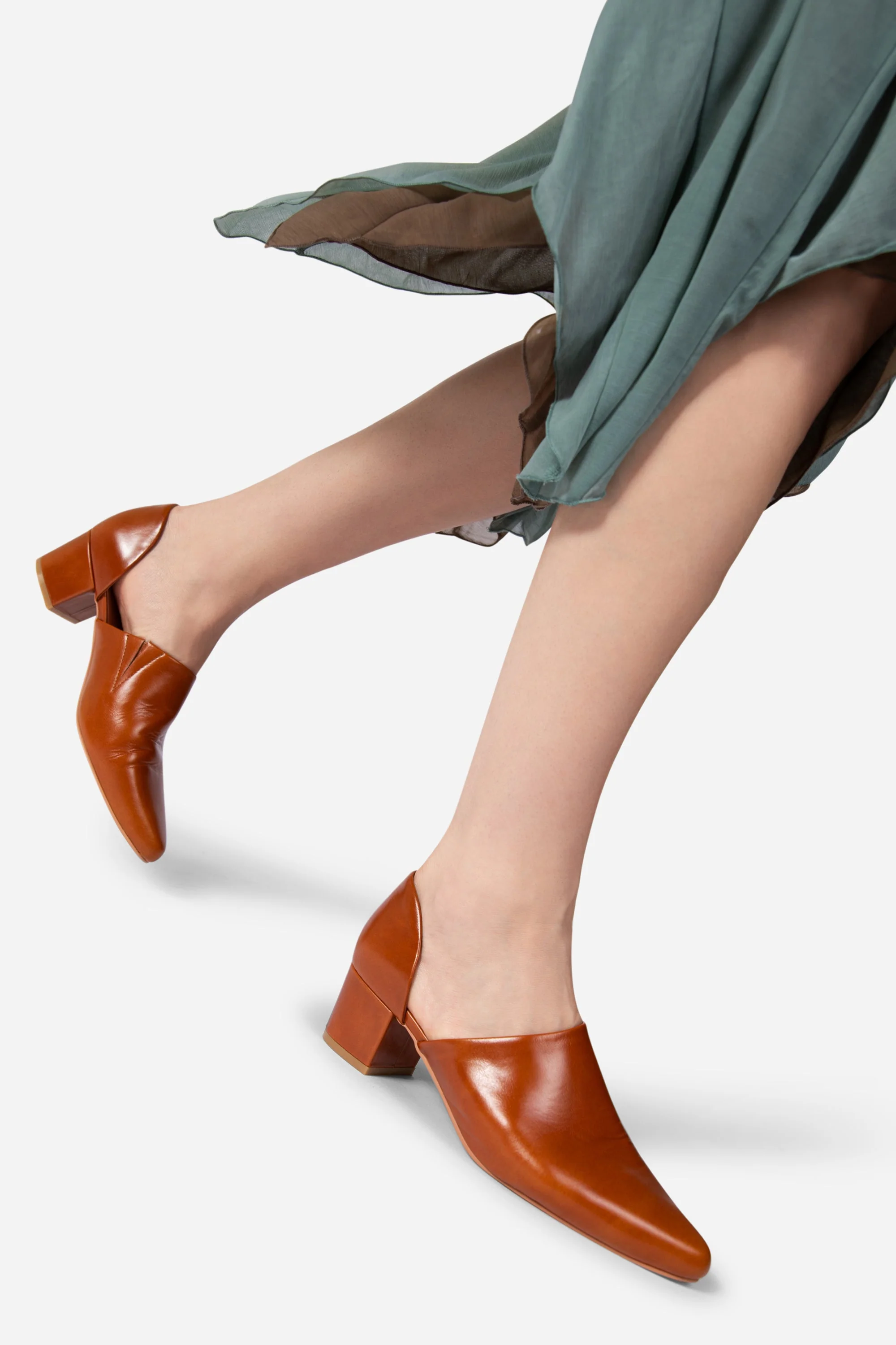 "INTENTIONALLY __________." Perf-Hi Heel - Black - Image 8