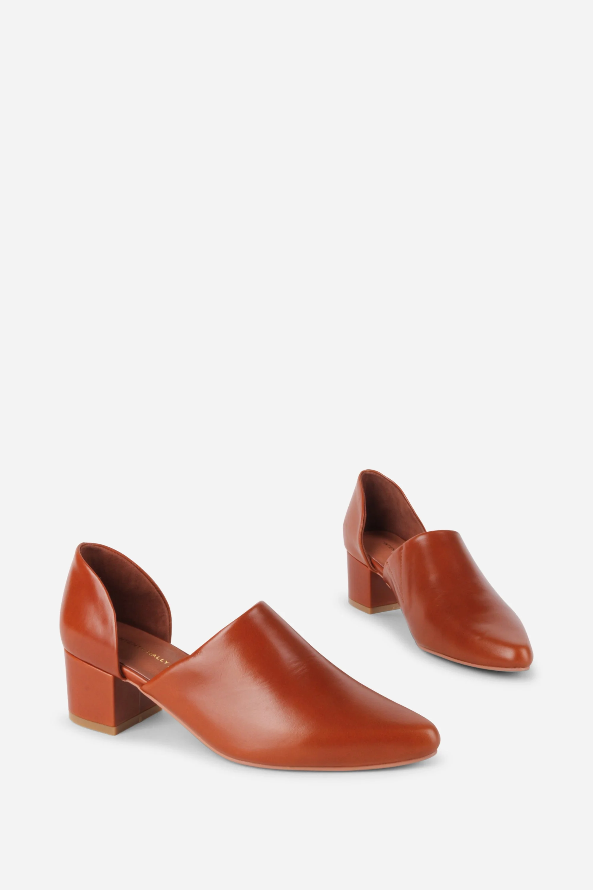 "INTENTIONALLY __________." Perf-Hi Heel - Black - Image 9