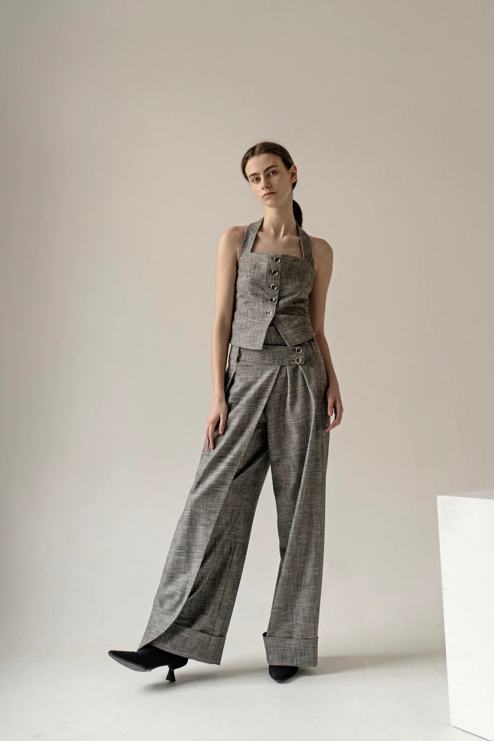 K M by L A N G E PLAID WOOL OPEN BACK VEST - Gray - Image 2