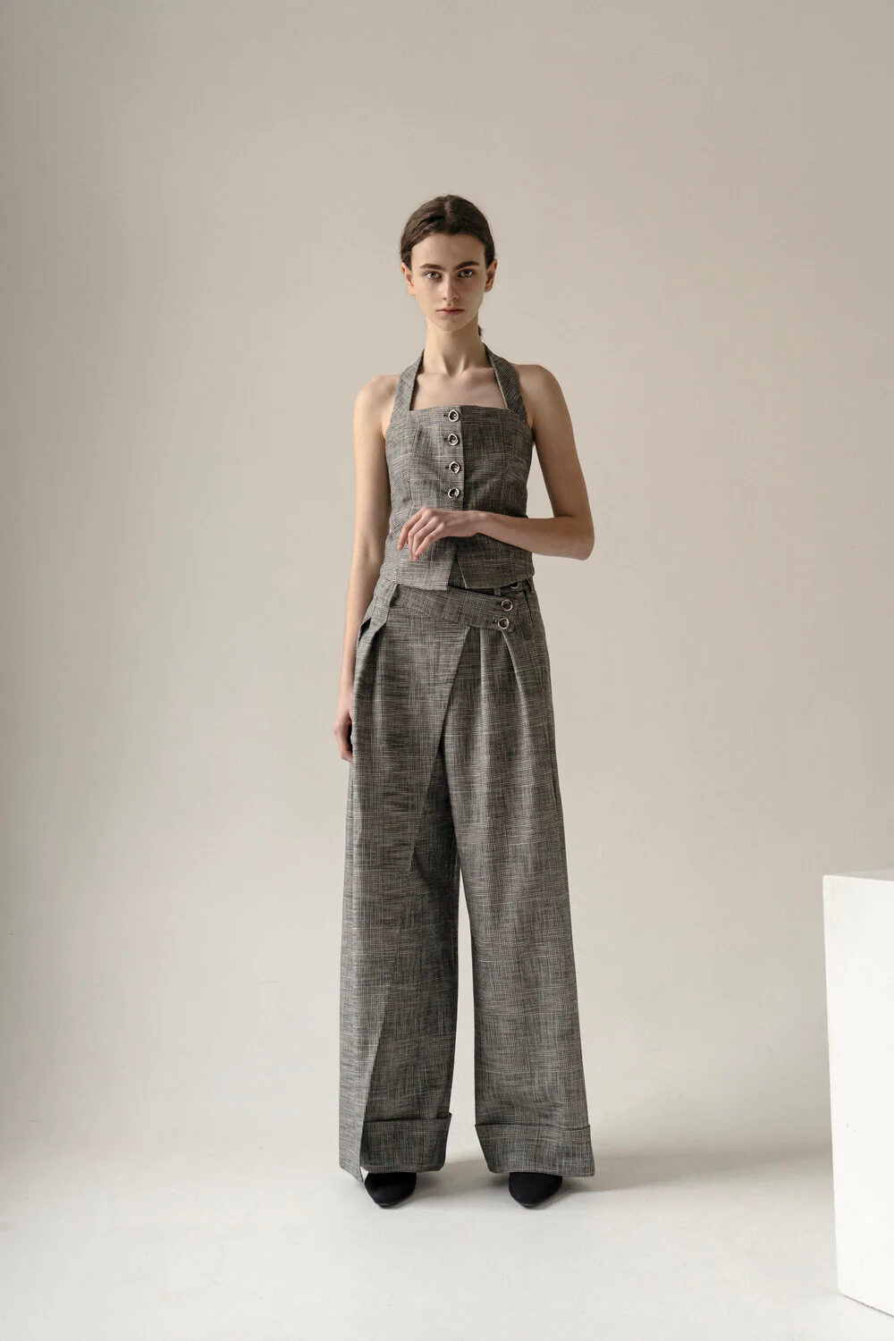 K M by L A N G E PLAID WOOL OPEN BACK VEST - Gray - Image 5