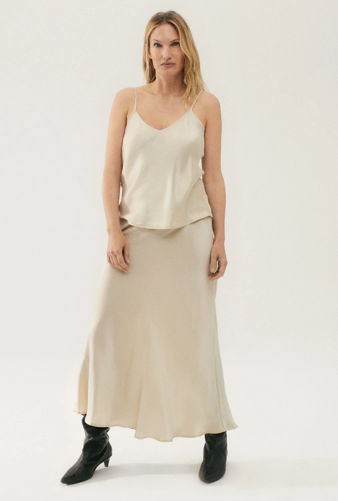 Silk Laundry BIAS CUT CAMI - HAZELNUT - Image 6