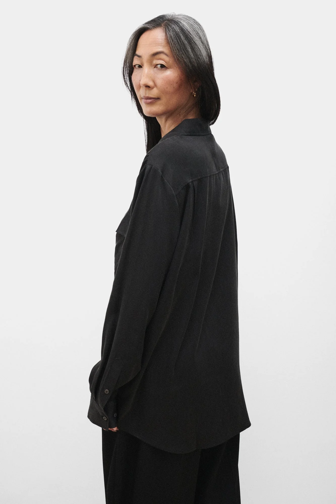 Silk Laundry BOYFRIEND SHIRT - BLACK - Image 4