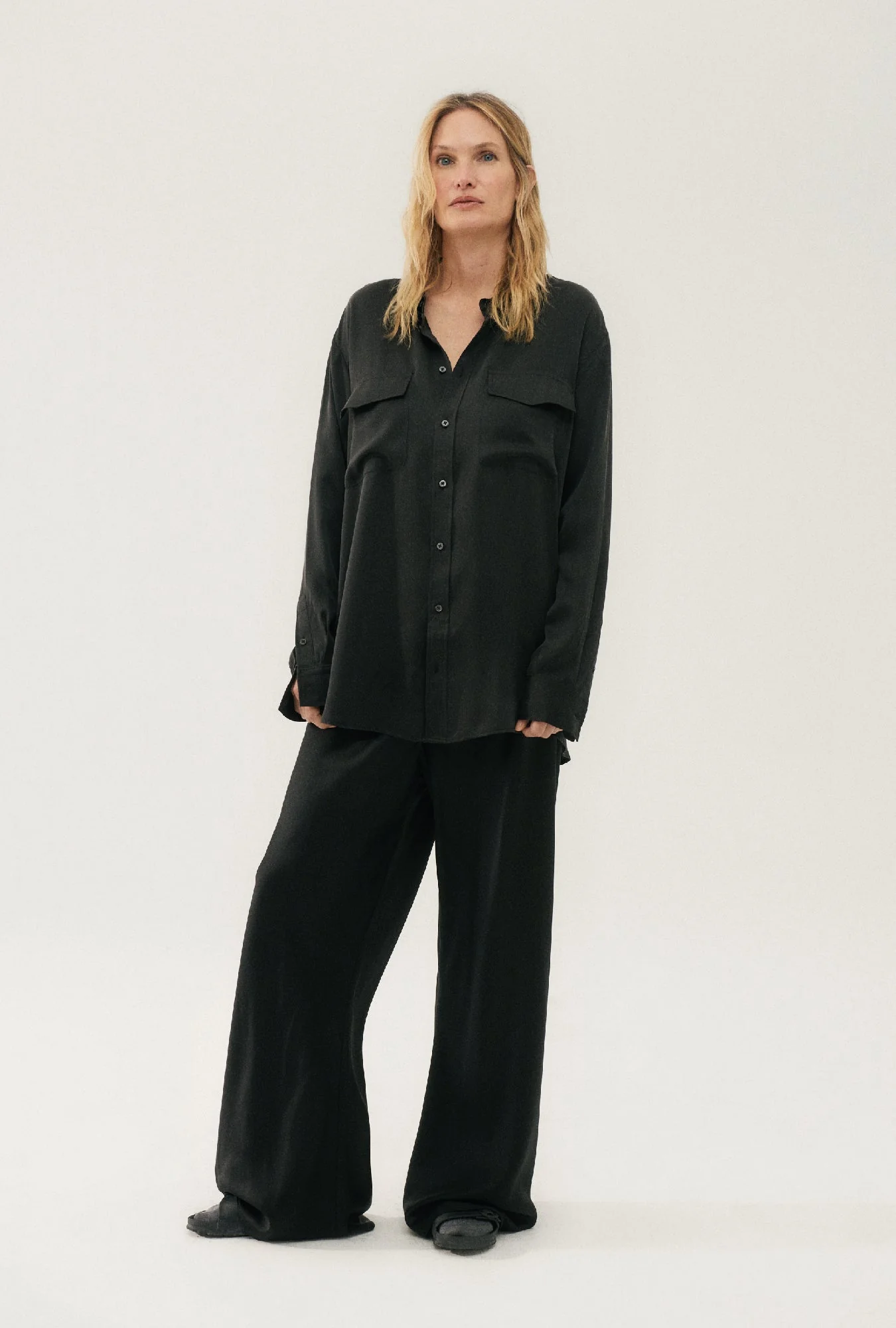 Silk Laundry BOYFRIEND SHIRT - BLACK - Image 8