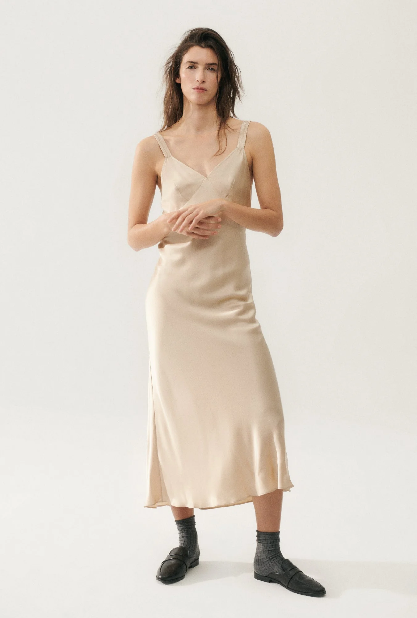Silk Laundry DECO RUCHED DRESS - HAZELNUT - Image 3