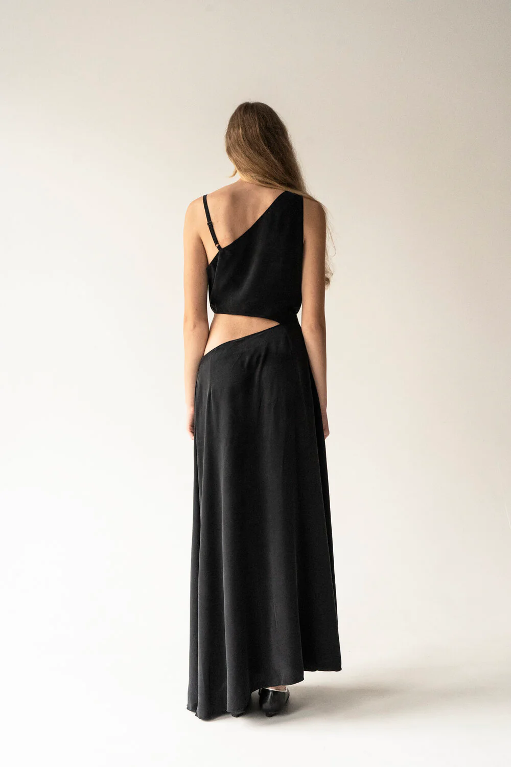 K M by L A N G E PURE SILK KATIUSHA LONG DRESS - BLACK - Image 6
