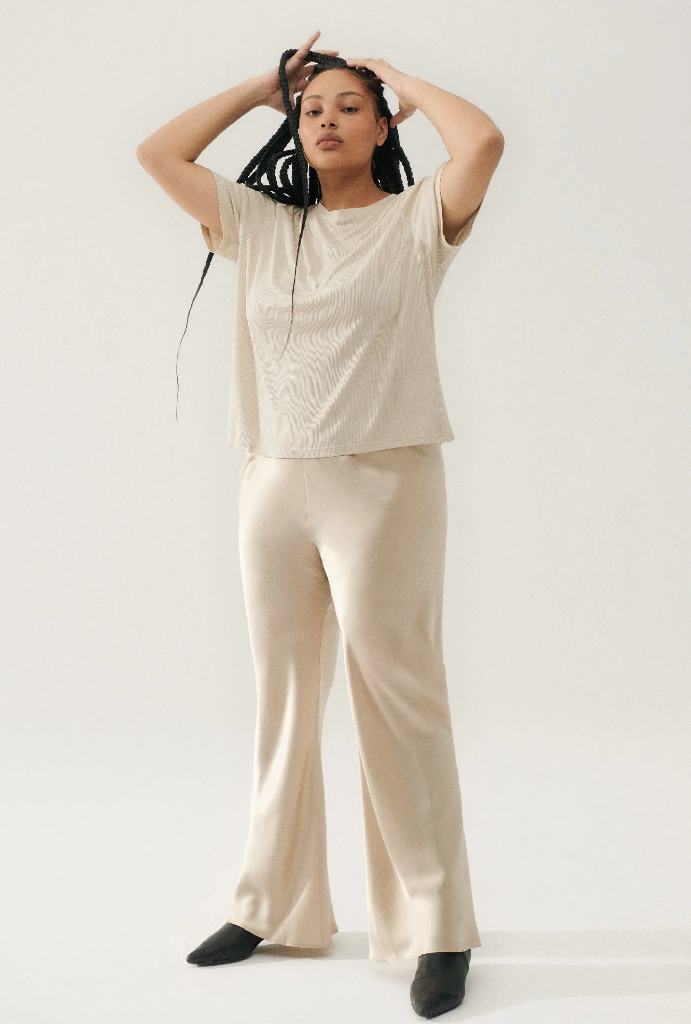Silk Laundry RIBBED T-SHIRT - HAZELNUT - Image 3