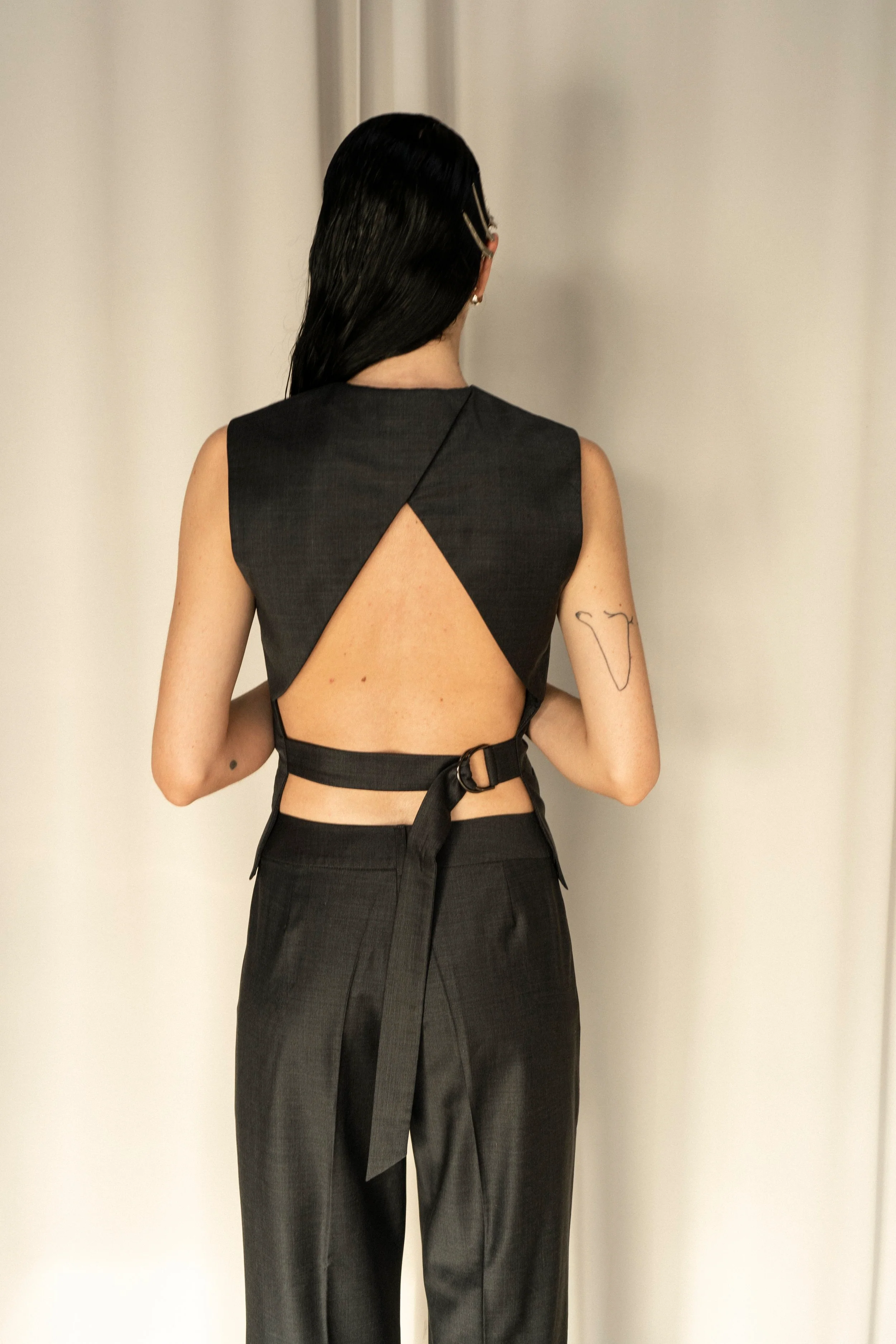 K M by L A N G E Kharkiv Wool Open Back Vest - Grey - Image 6