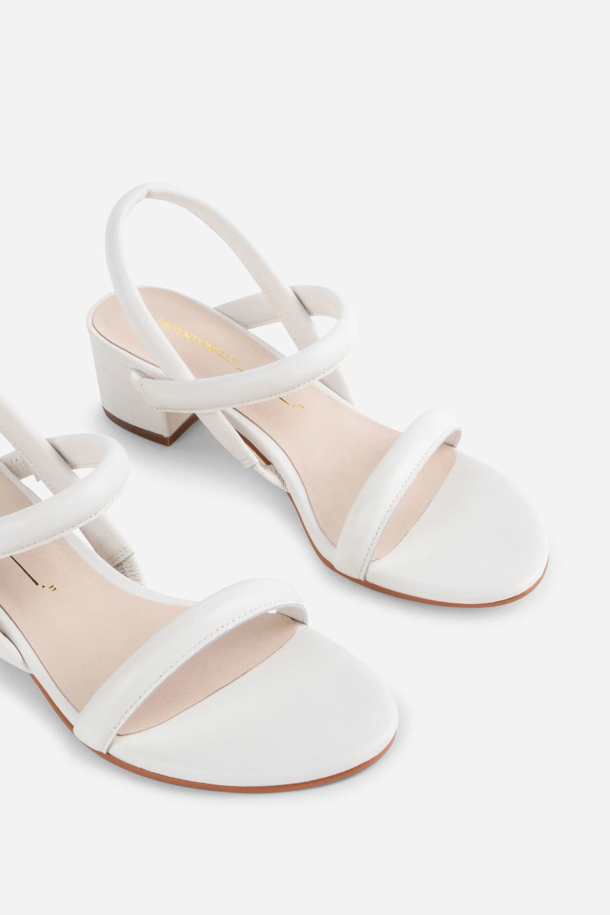 "INTENTIONALLY __________." KIMI HEEL - black - Image 15