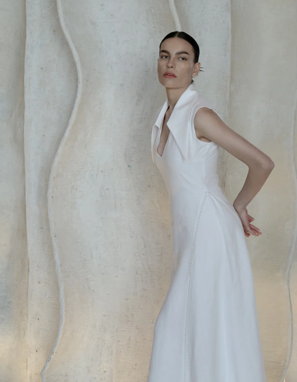 MAET AMARI Sleeveless Maxi Linen Dress - White - Image 2