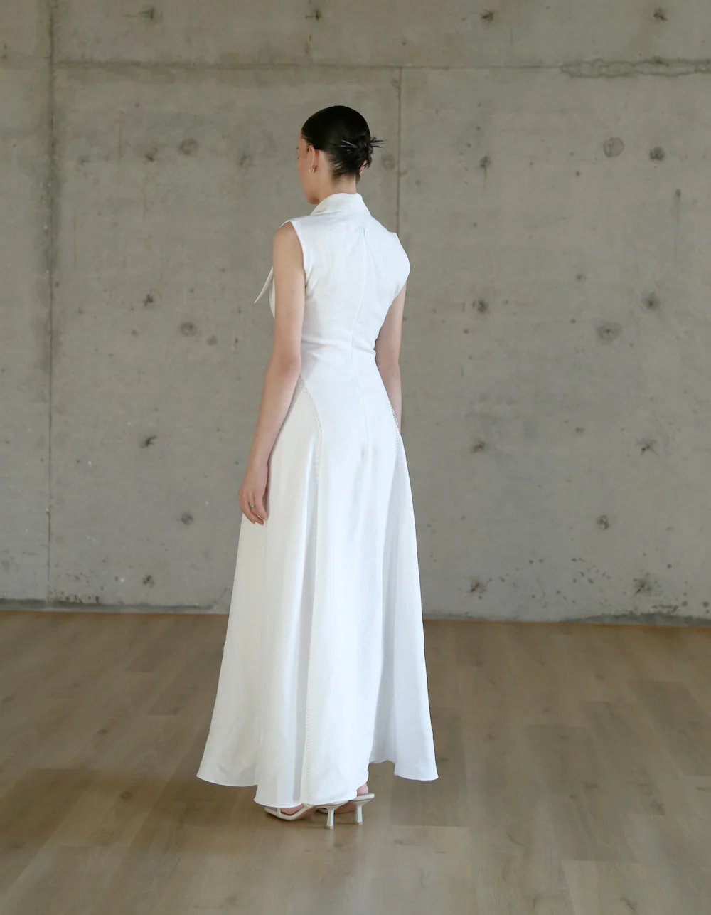 MAET AMARI Sleeveless Maxi Linen Dress - White - Image 3