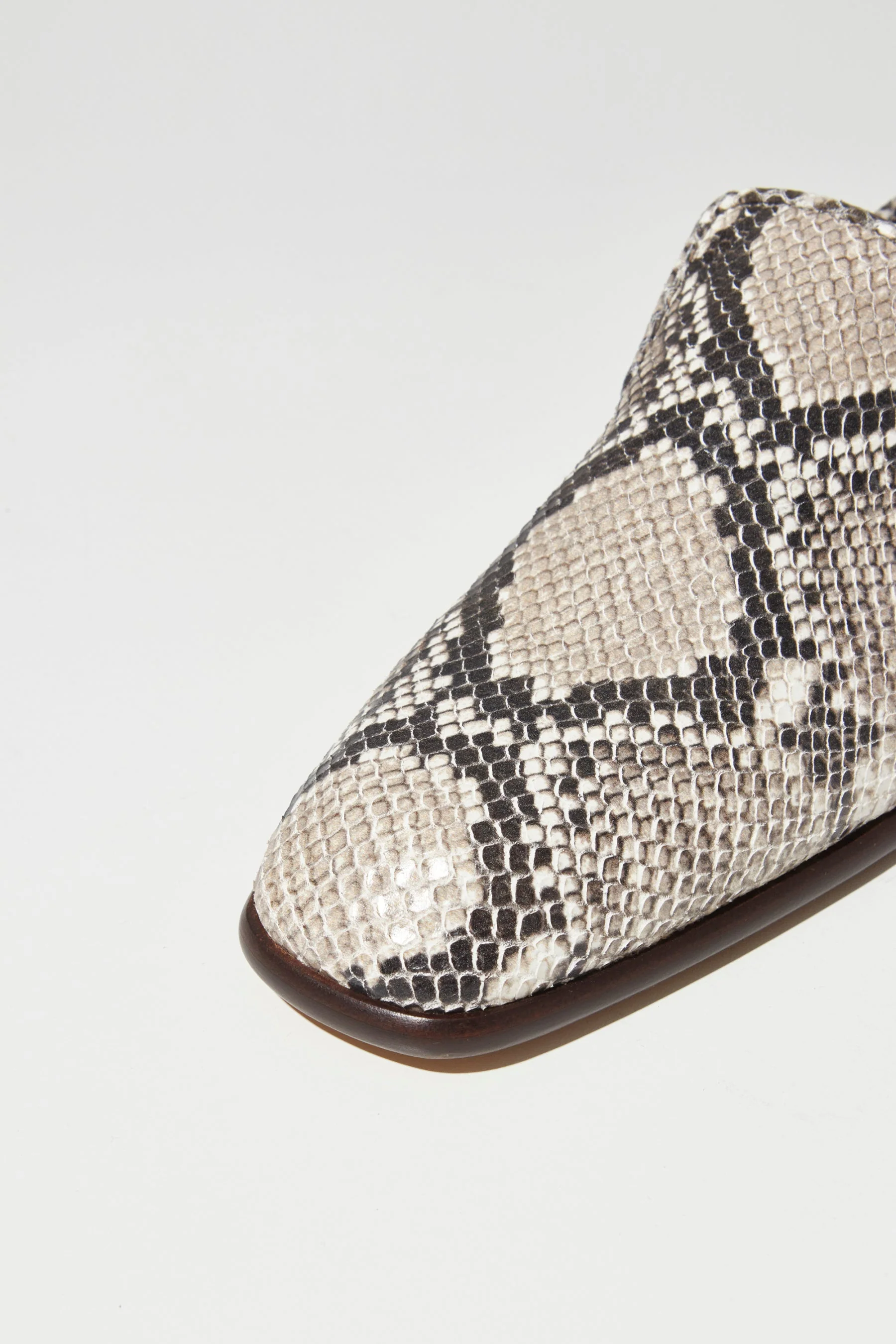 Victoria Beckham Loafers - Image 6