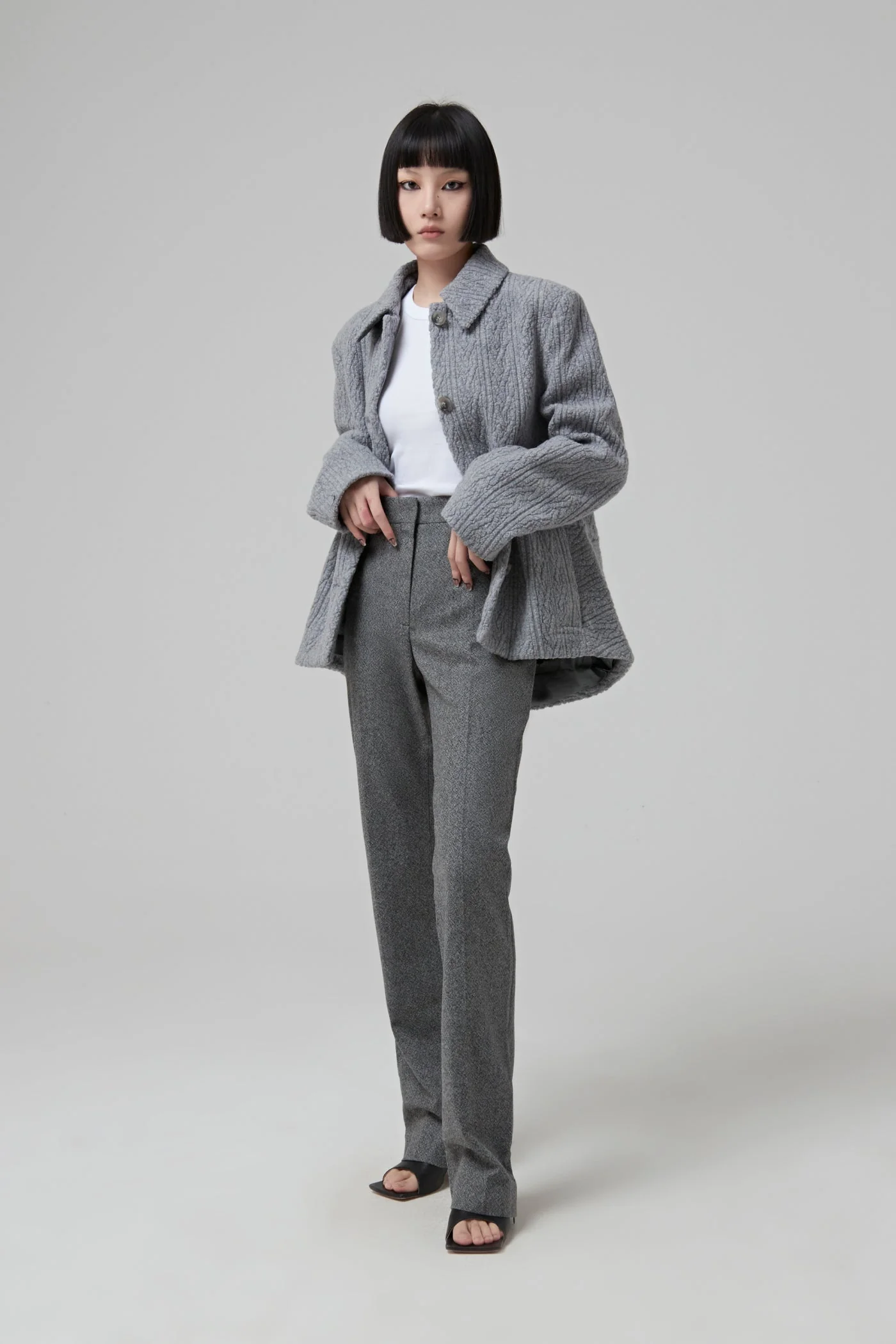 Single Breasted Grey Jacquard Jersey Jacket Buttoned In The Front - Heather Grey - Image 4