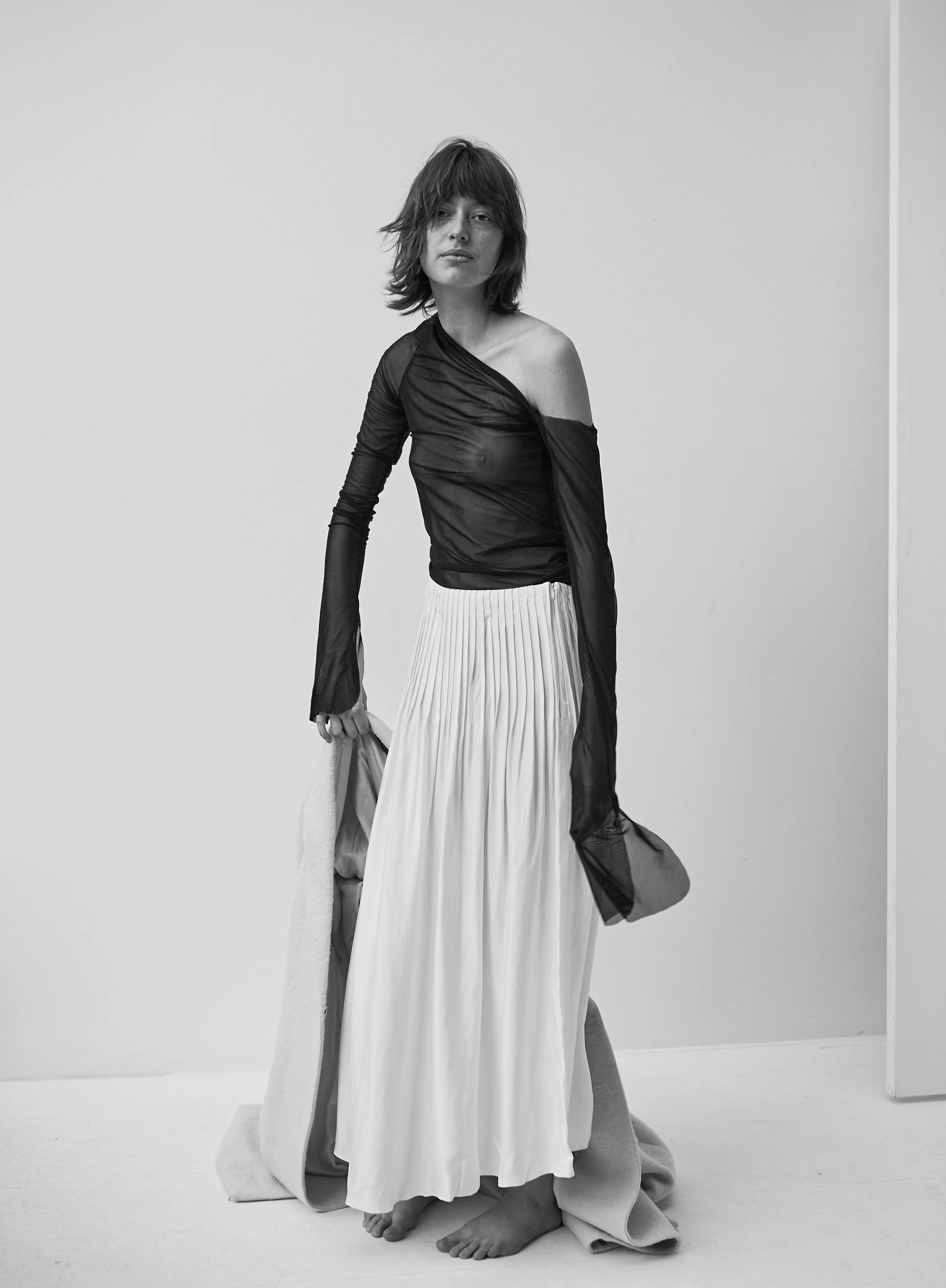 K M by L A N G E Uman Pleated Skirt - White