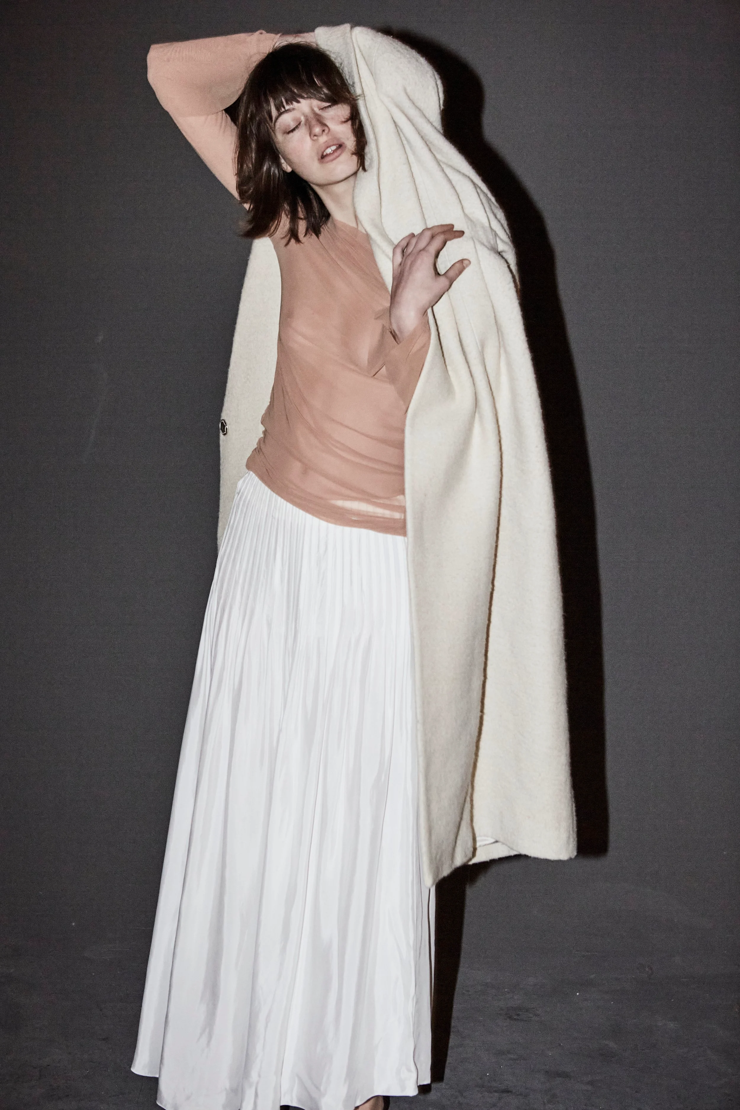 K M by L A N G E Uman Pleated Skirt - White - Image 10