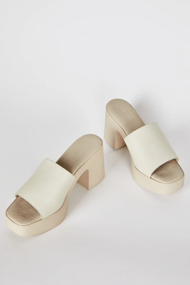 "INTENTIONALLY __________." MARY PLATFORM HEEL CREAM SOLE - CLOUDS - Image 3