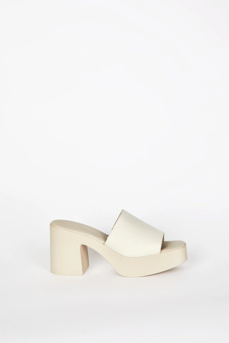 "INTENTIONALLY __________." MARY PLATFORM HEEL CREAM SOLE - CLOUDS - Image 6