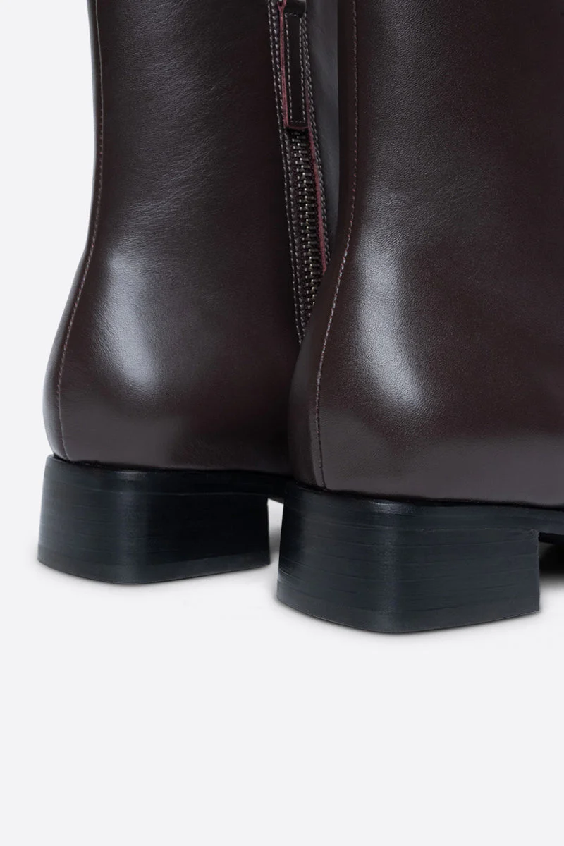 "INTENTIONALLY __________." TOUR LEATHER BOOT - Black/Brown - Image 6