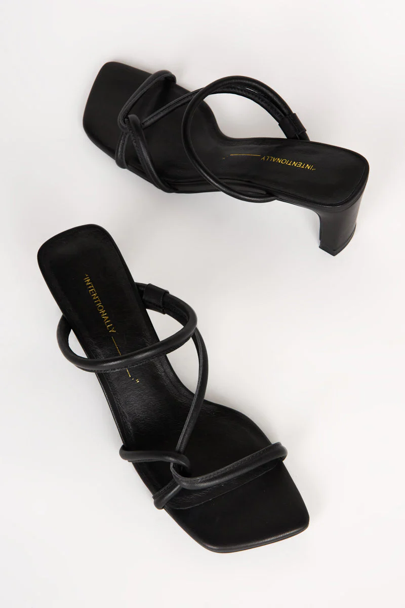 "INTENTIONALLY __________." WILLOW HEELED SANDAL - Black/Cream - Image 3