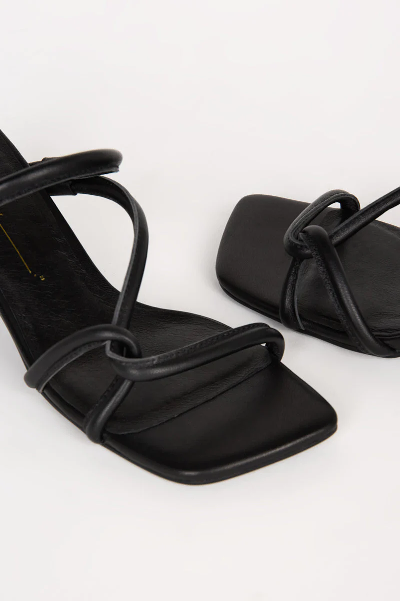 "INTENTIONALLY __________." WILLOW HEELED SANDAL - Black/Cream - Image 4