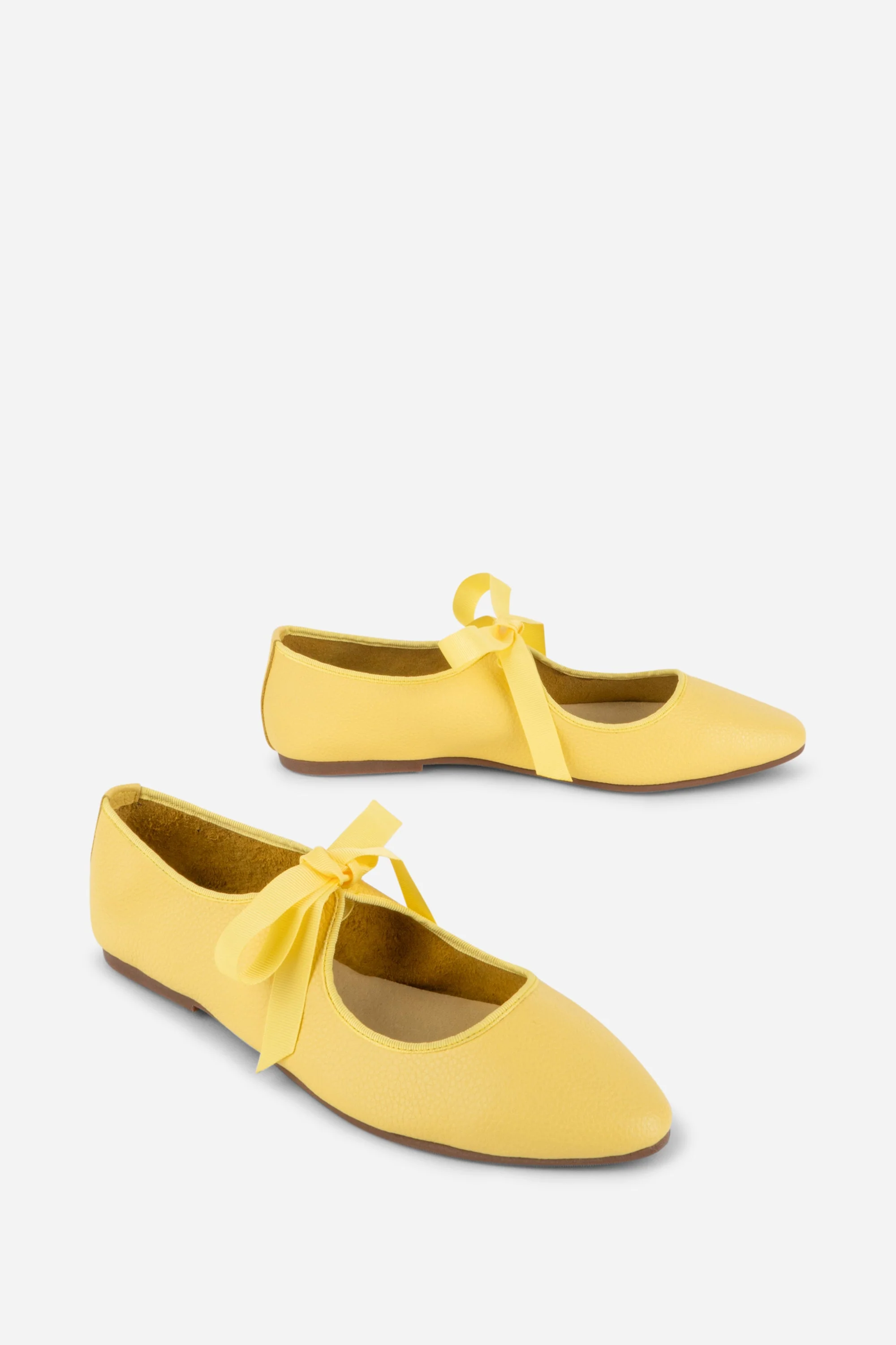 "INTENTIONALLY __________." Valley Sole Ballet Flat - Black - Image 8