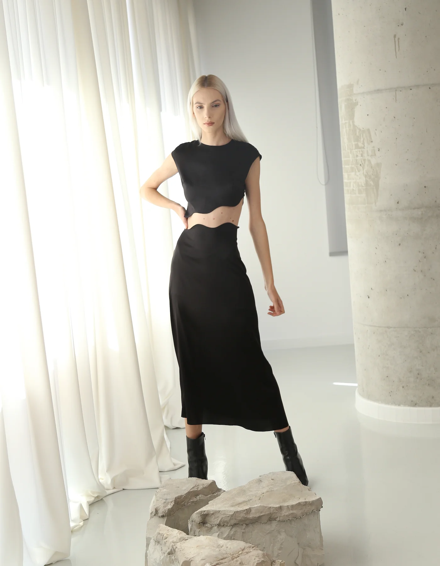 MAET RHEA Silk Top - Black - Image 8