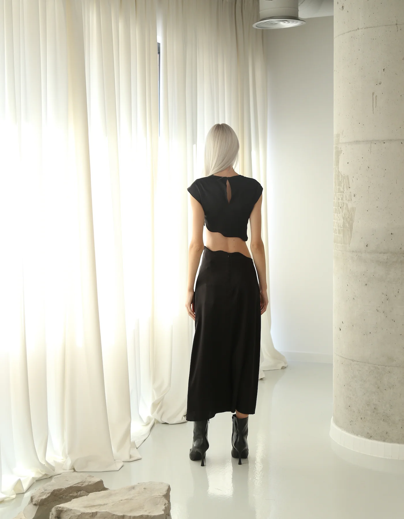 MAET RHEA Silk Top - Black - Image 9