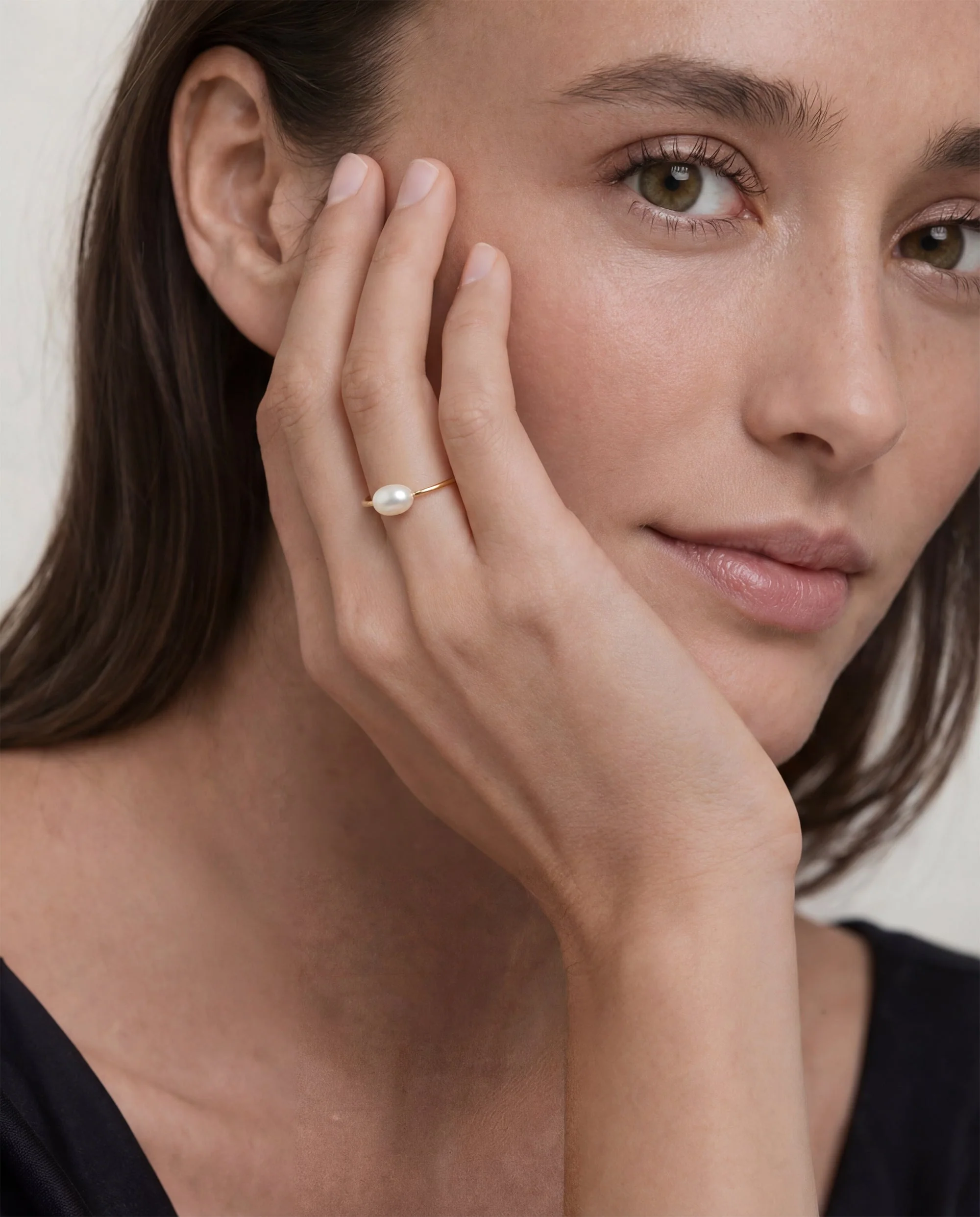 seree Eden Freshwater pearl skinny gold ring - 14k Gold Vermeil - Image 2