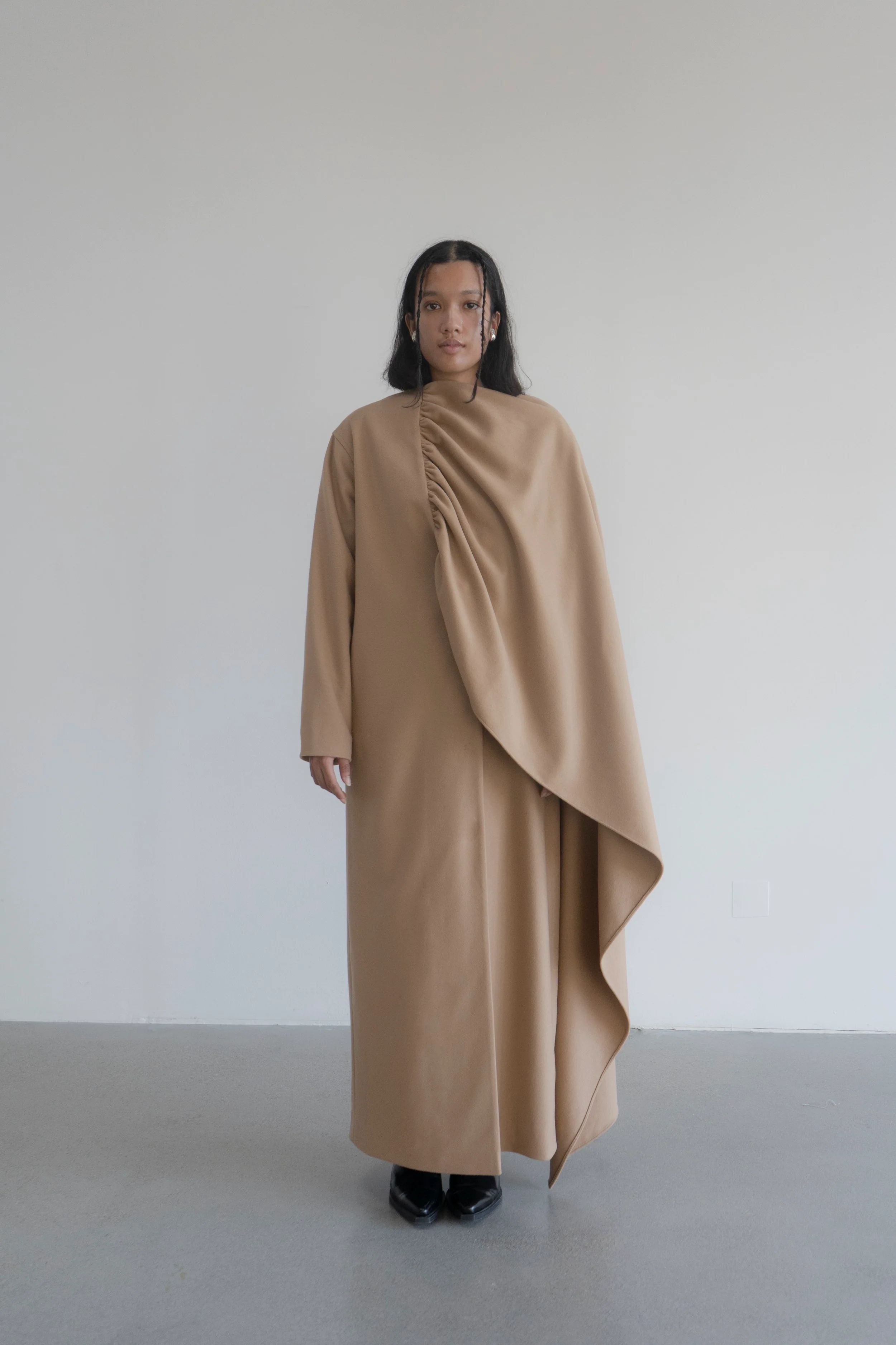 K M by L A N G E Kotsyubinsky Cashemere Coat - Camel - Image 2
