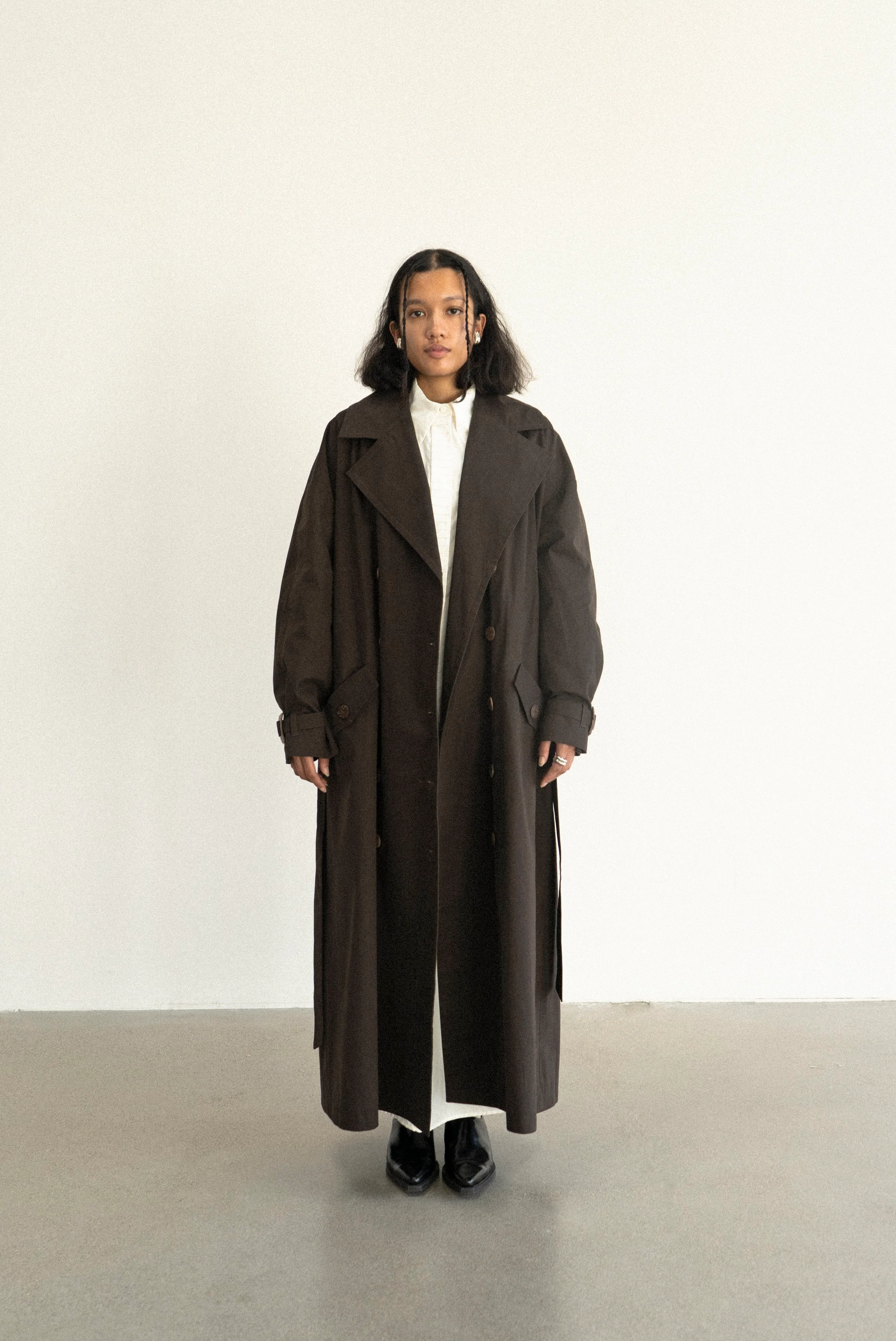K M by L A N G E Vishenka Cotton Trench Coat - Chocolate - Image 5