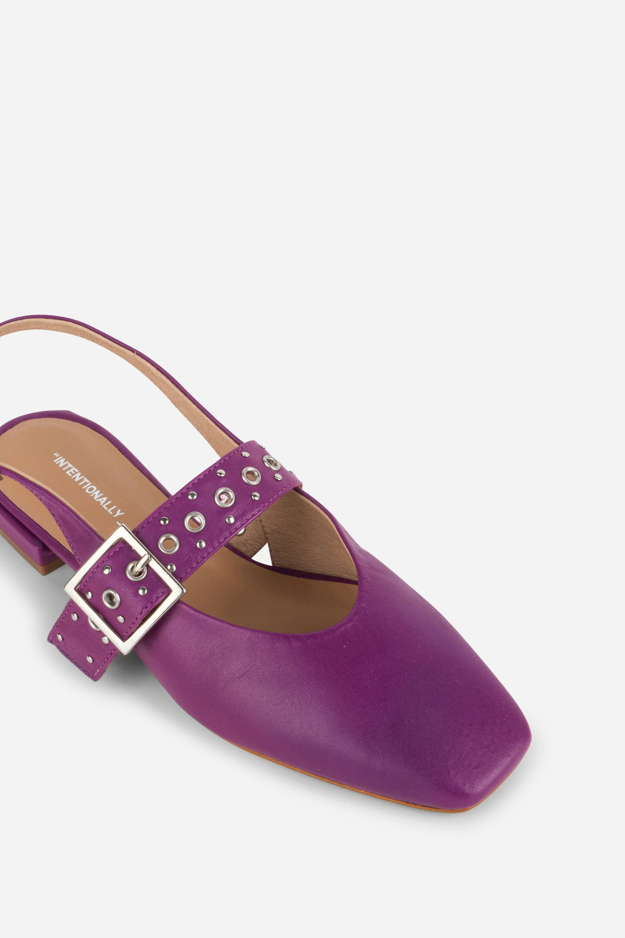 "INTENTIONALLY __________." PEARL SLINGBACK NATURAL SOLE BALLET FLAT - Red/Cream - Image 22
