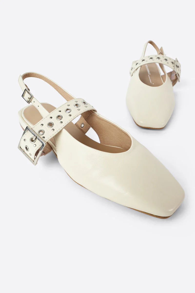 "INTENTIONALLY __________." PEARL SLINGBACK NATURAL SOLE BALLET FLAT - Red/Cream - Image 3