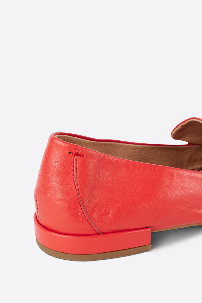 "INTENTIONALLY __________." PINKY LOAFER - Multi - Image 17