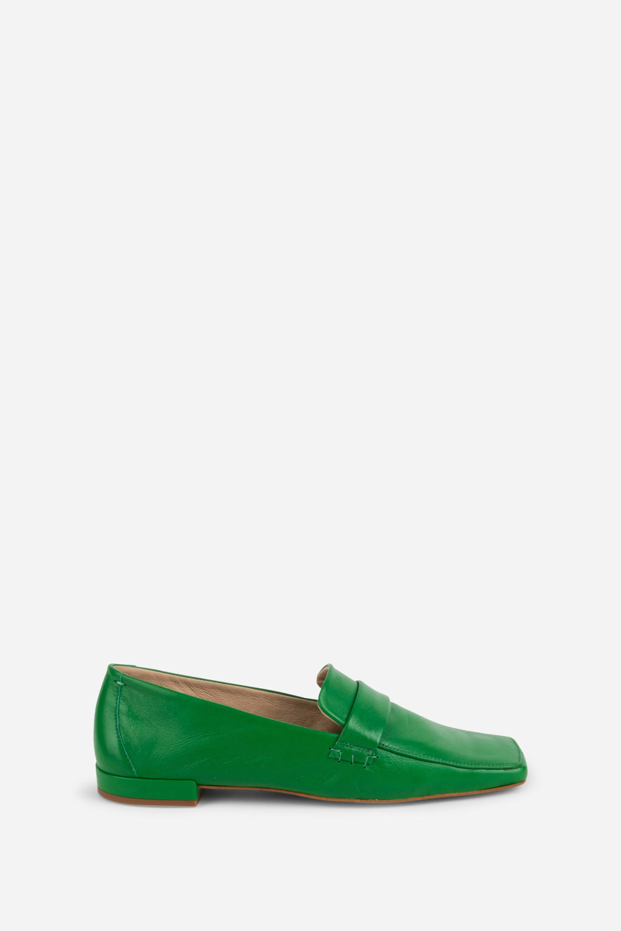 "INTENTIONALLY __________." PINKY LOAFER - Multi - Image 6