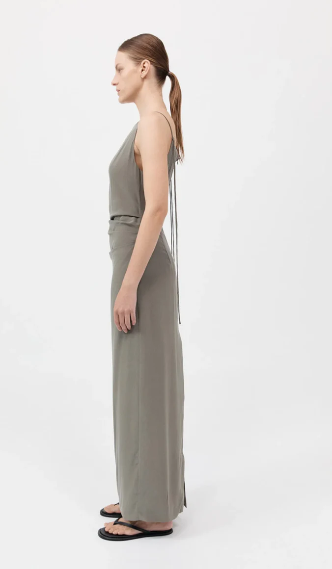 St. Agni SILK TUCK DRESS - SMOKEY OLIVE - Image 4