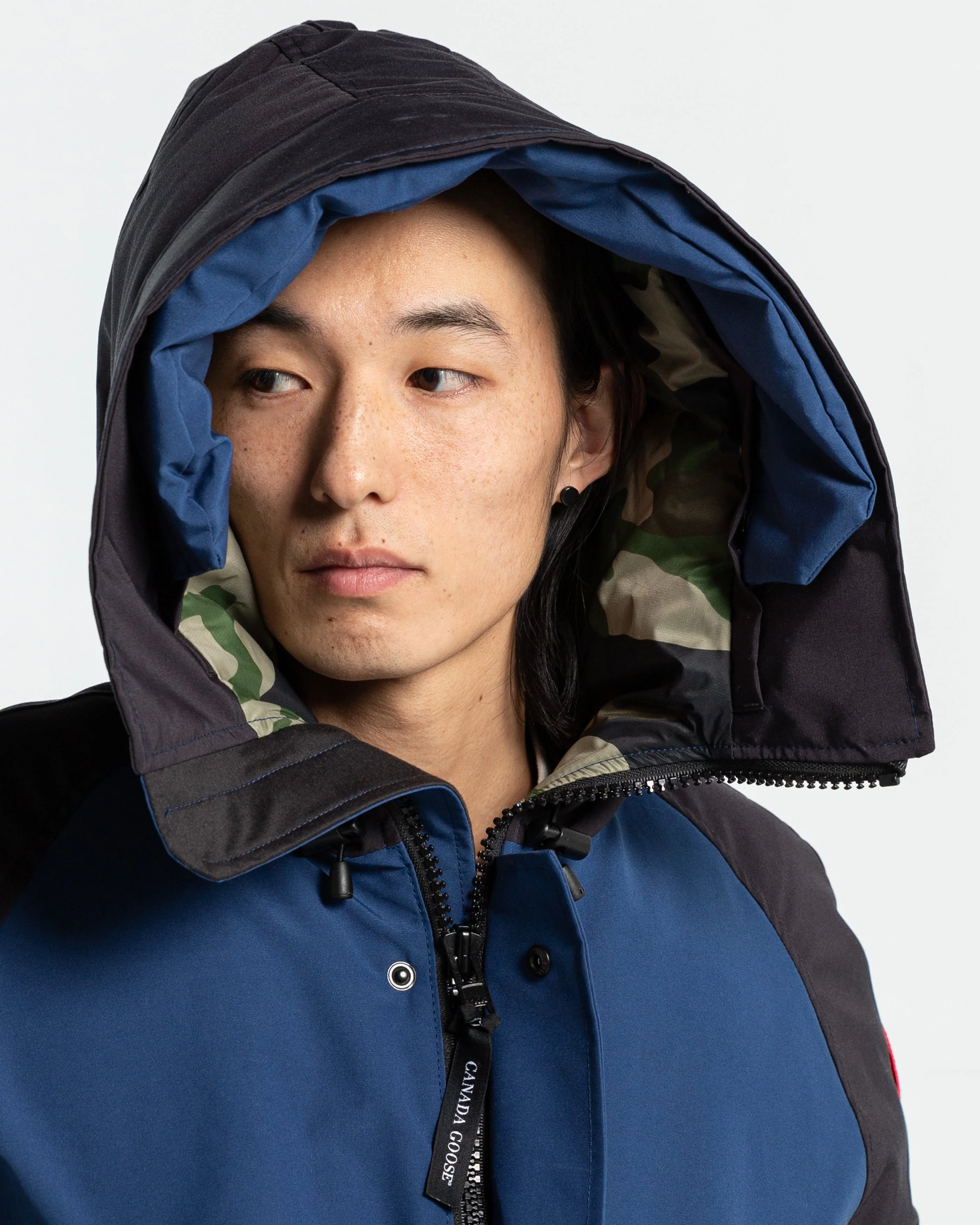 Canada Goose Chilliwack Regeneration Bomber - Navy - Image 9