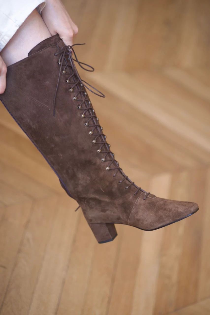 Anne Thomas Pavlova Long Laces Boots - Velours Dark Cigar - Image 6