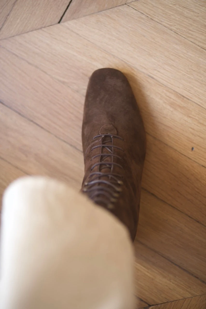 Anne Thomas Pavlova Long Laces Boots - Velours Dark Cigar - Image 9