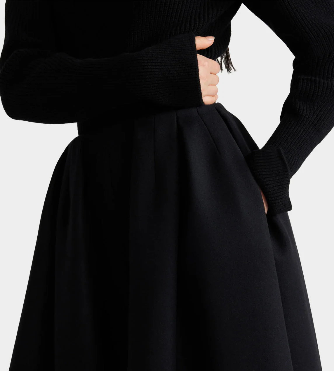 Patou Mid-length Volume Pleated Skirt - Black - Image 4