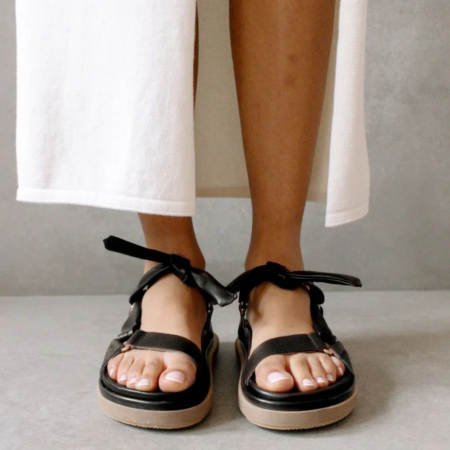 ALOHAS Tied Together Women’s shoes - Black - Image 2