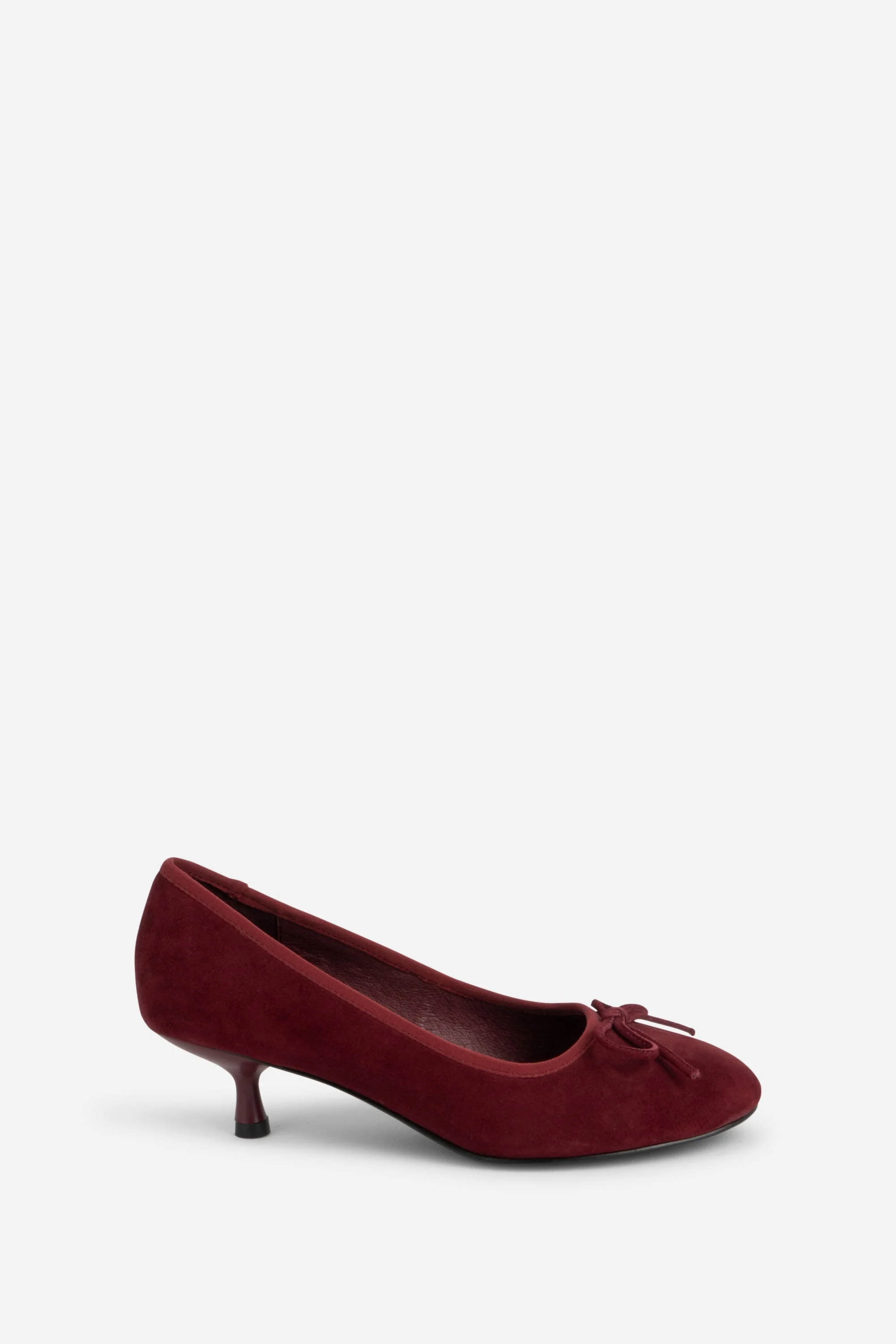 "INTENTIONALLY __________." BINA SUEDE KITTEN HEEL - MERLOT/Black - Image 11