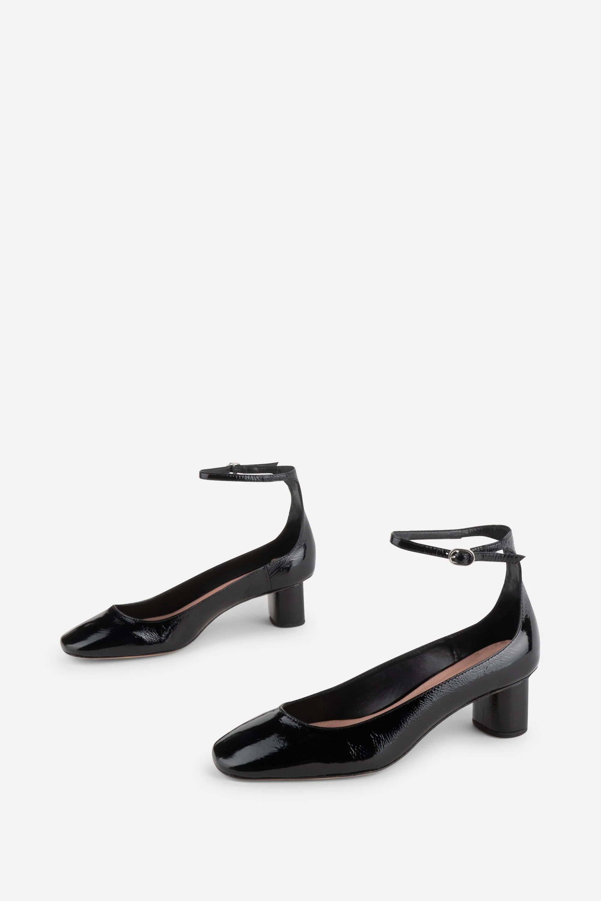 "INTENTIONALLY __________." WYLDE ANKLE STRAP HEEL - Black/White - Image 3