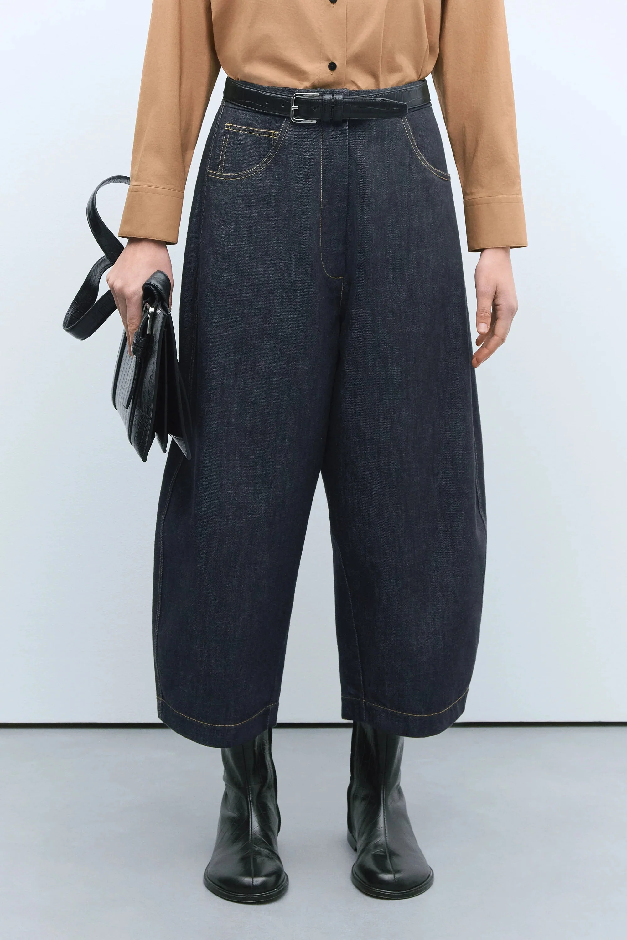 Cordera Denim Curved Pants - Black - Image 3