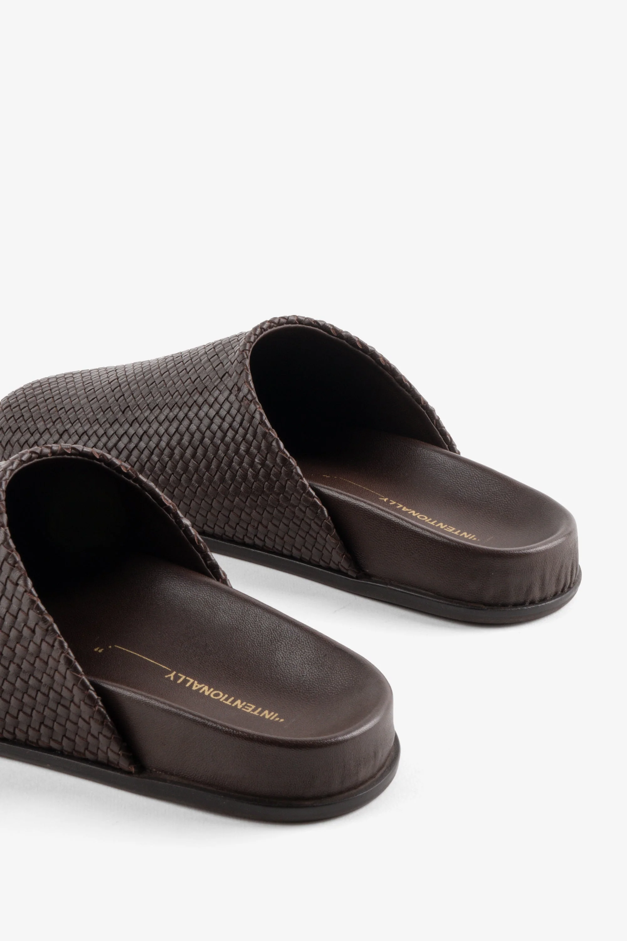 INTENTIONALLY __________. AGATHA WOVEN SLIP ON MULE - Image 10