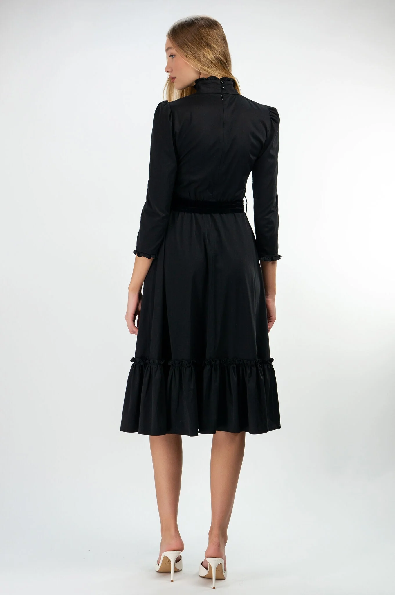 Kristinit Sirsna Dress - Image 4