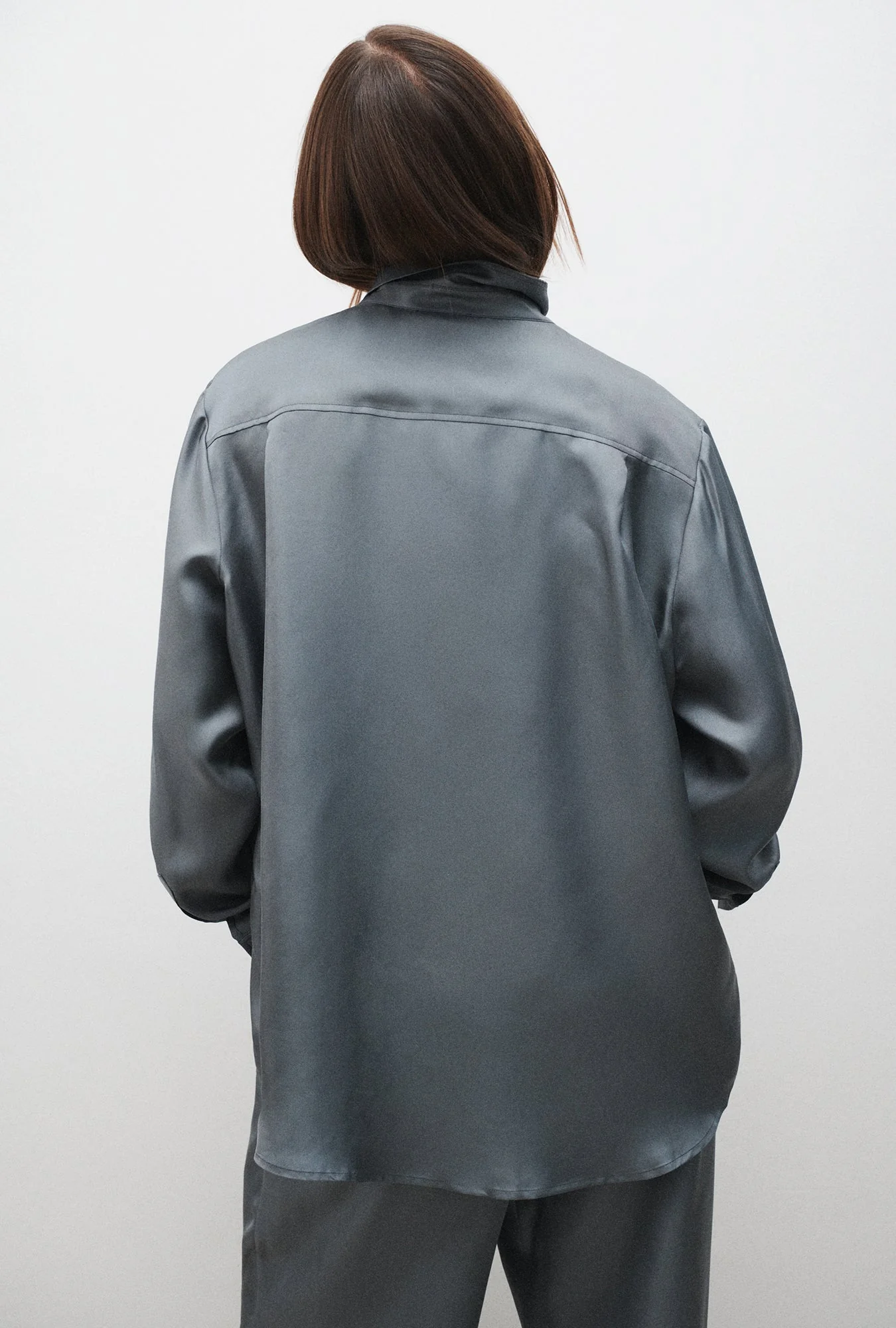 Silk Laundry Twill Boyfriend Shirt - Slate - Image 3