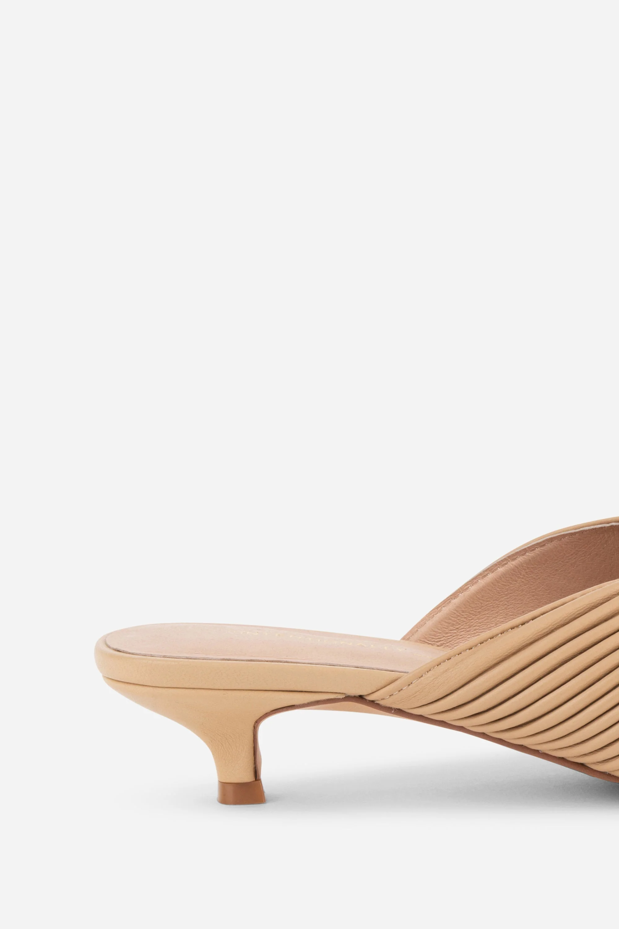 "INTENTIONALLY __________." Curfew Leather Kitten Heel - Cream/Black/Clay - Image 10