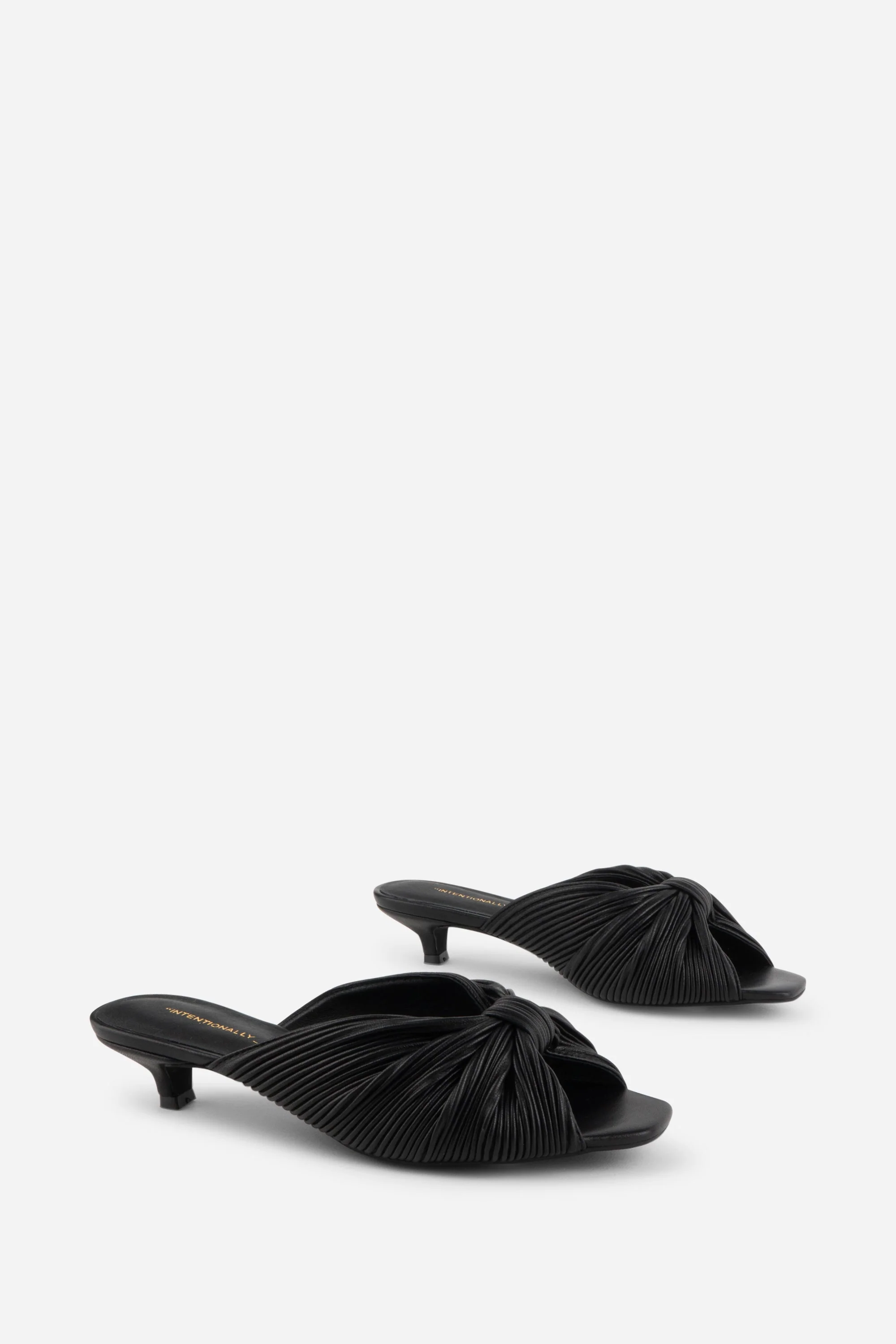"INTENTIONALLY __________." Curfew Leather Kitten Heel - Cream/Black/Clay - Image 12