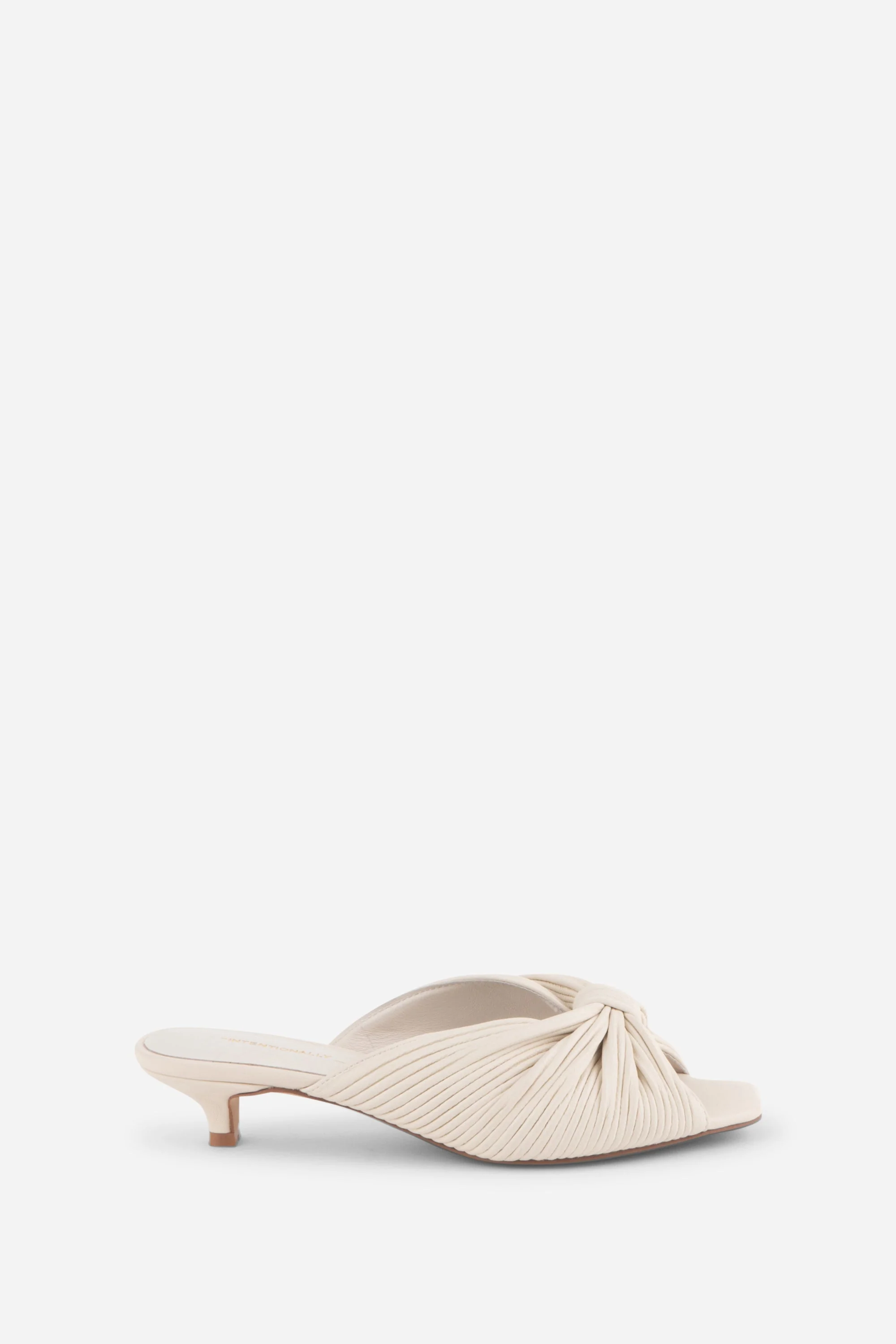 "INTENTIONALLY __________." Curfew Leather Kitten Heel - Cream/Black/Clay - Image 5